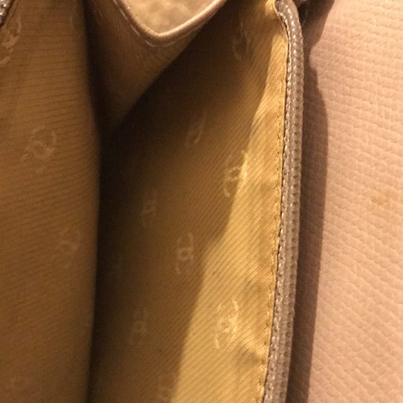 Chanel long wallet coco button in tan color - Picture 8 of 10